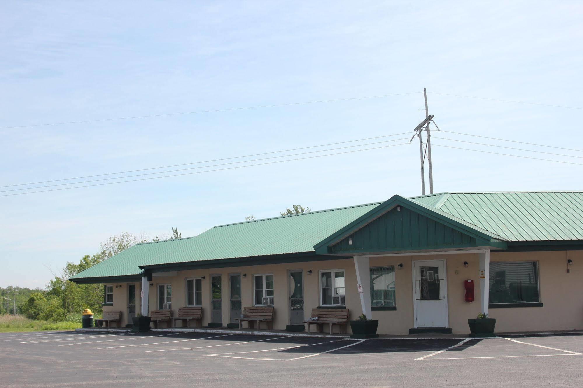 Evergreen Motel Oswego Exterior photo