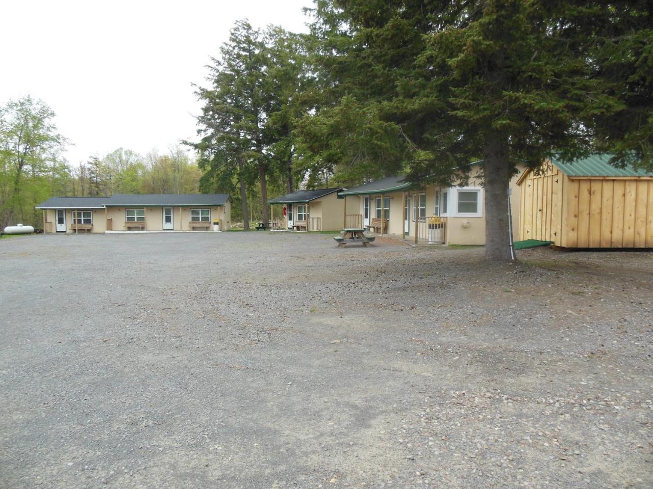 Evergreen Motel Oswego Exterior photo